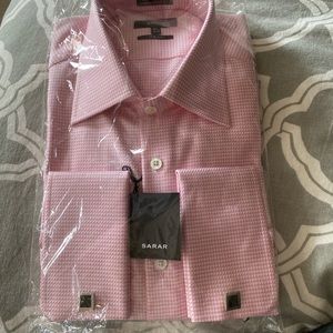 Sarar button down pink shirt, slim fit brand new!